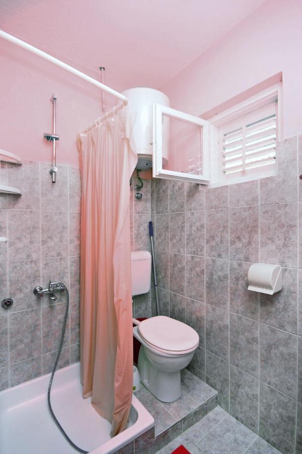 Family Friendly Apartments With A Swimming Pool Supetarska Draga - Donja, Rab - 2019 Buitenkant foto
